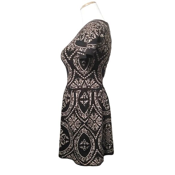 Romeo & Juliet Couture Black White Damask Sweater Dress Womens XSmall A Line - Picture 3 of 13
